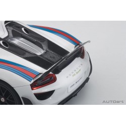 Autoart 1/18 Porsche 918 Spyder Martini Livery No.15