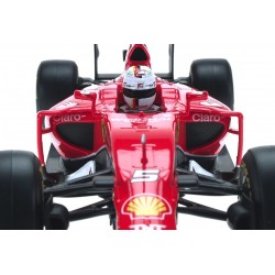 Bburago 1/18 Ferrari SF15-T No.5 Sebastian Vettel 2015