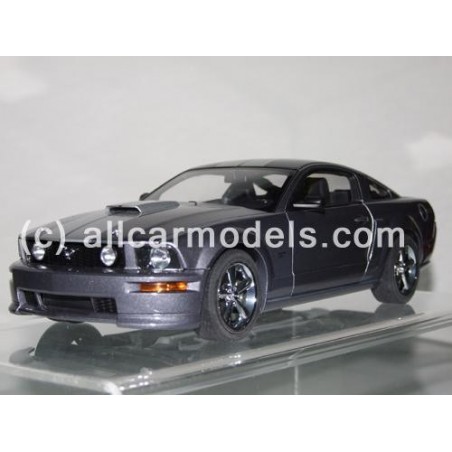 1:18 Ford Mustang GT Coupe 2007 Appearance Package Option (AUTOart)