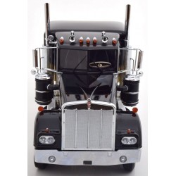 Road Kings 1/18 Kenworth W900 Truck from Smokey & The Bandit Movie 1973 -1977