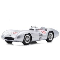 GP Replicas 1/18 Mercedes W196R Streamliner, Νο.16, 1954 Winner F1 Italian GP, Juan Manuel Fangio