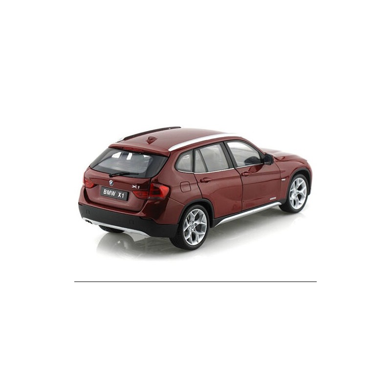  BMW X1 xDrive 28i (E84) Vermillion Red 1/18 by Kyosho 08791 :  Arts, Crafts & Sewing