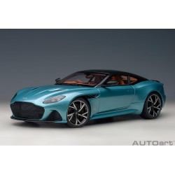 Autoart 1/18 Aston Martin...