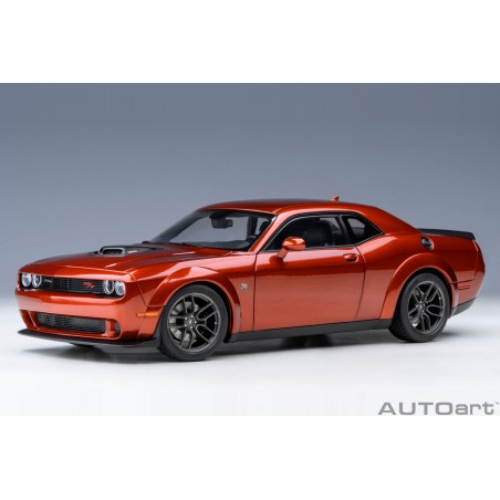 Autoart 1/18 Dodge Challenger R/T Scat Pack Shaker Widebody 2022