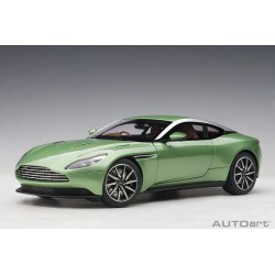 1:18 Aston Martin DB11...