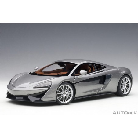 AutoArt  1/18 McLaren 570S