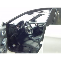 1:18 Mercedes Benz CLA Class Shooting Brake (X117) 2015