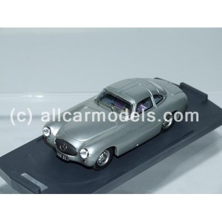 Bang 1/43 Mercedes 300 SL 1952 Coupe Presentation