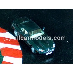 1:43 Jaguar XKR (Vitesse)