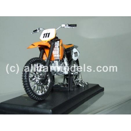 1:18 KTM 520 SX- No.111 (Maisto)