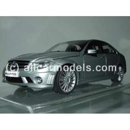 1:18 MERCEDES-BENZ C63 AMG with leather seats (AUTOart)