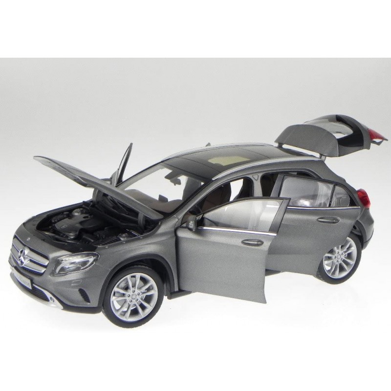 1/18 Mercedes Benz GLA Class