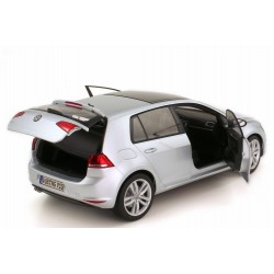 Norev 1/18 VW Golf 7 5doors